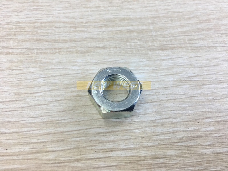 9210 261 1350 Bar nut  fits Stihl 070