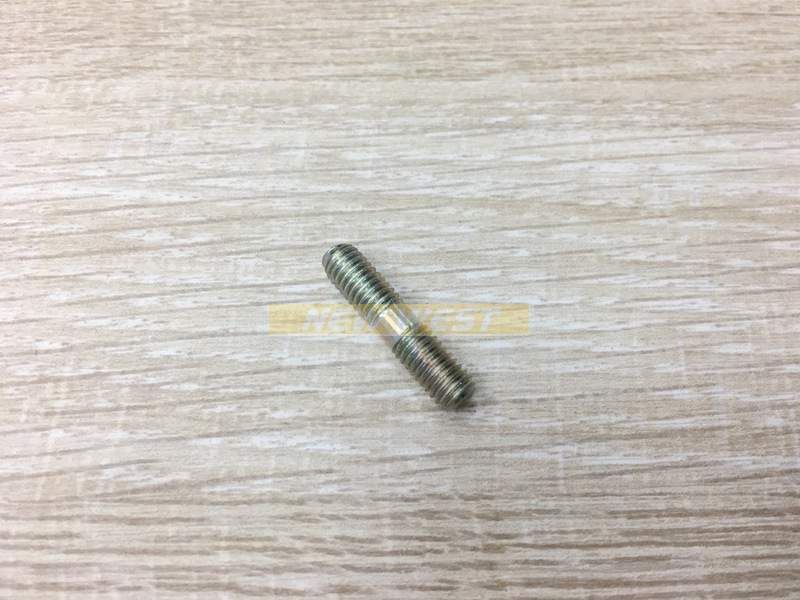 0000 953 0818  STUD Fits STIHL 024-026-036
